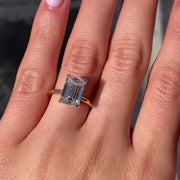 Elegant Emerald Cut Promise Ring